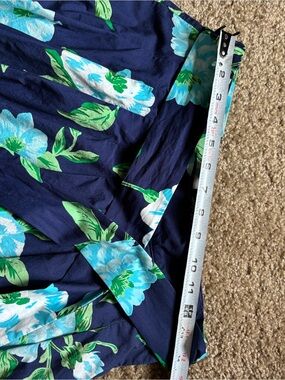 Talbots Navy Floral Skirt with Aqua and Green Leaves with pockets